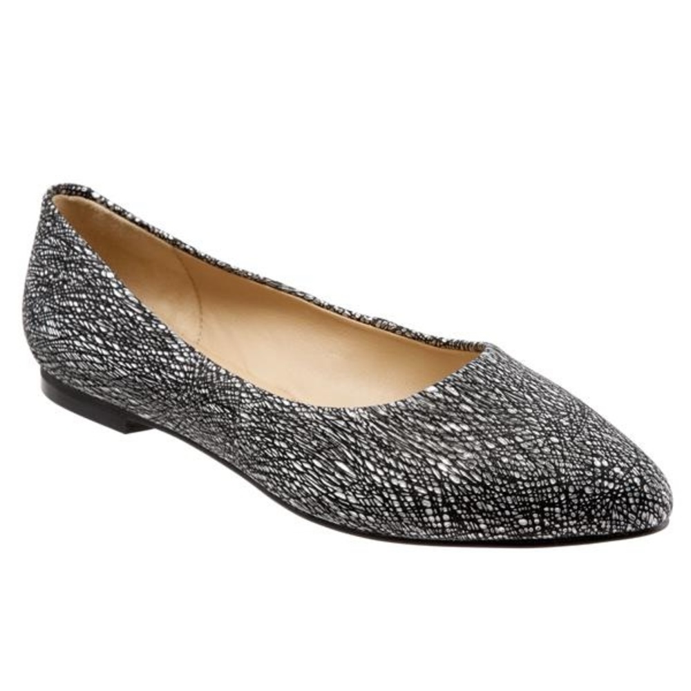 Trotters Black Metallic Estee Ballet Flats